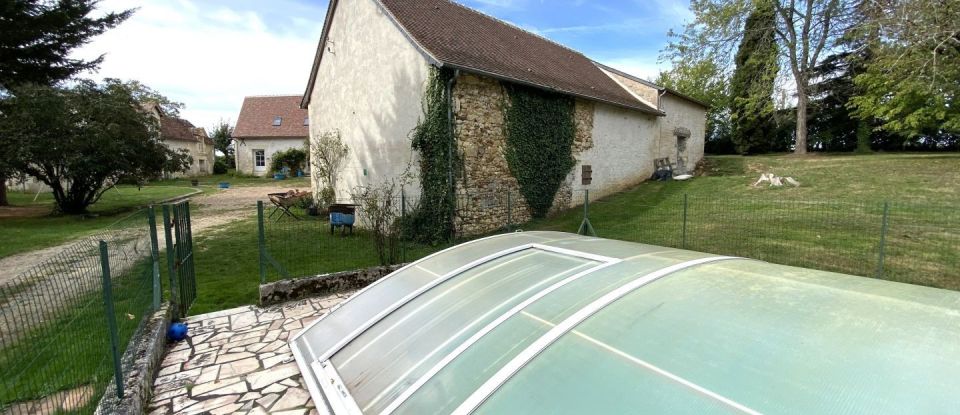 House 15 rooms of 308 m² in La Celle-Guenand (37350)