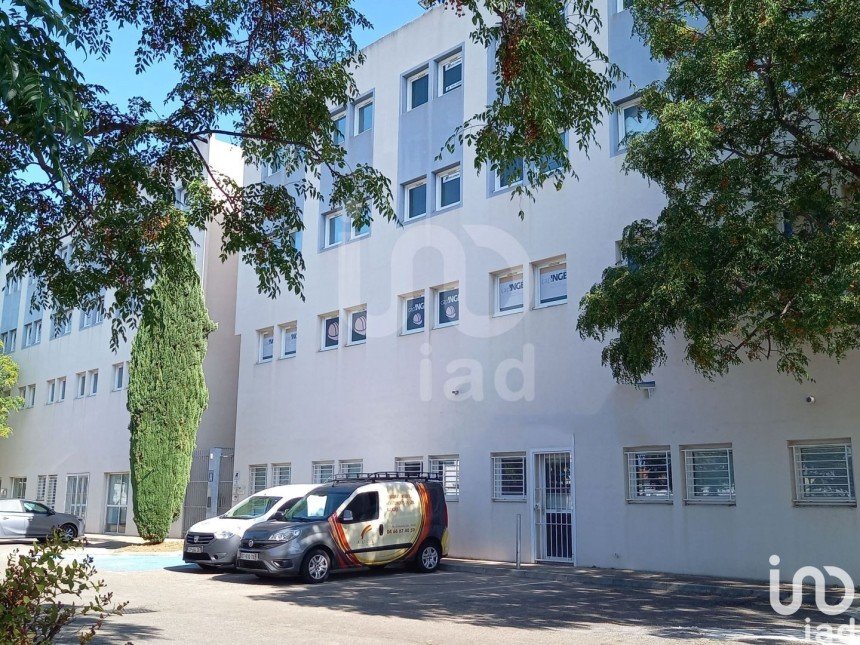 Offices of 40 m² in Nîmes (30000)