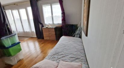 Apartment 4 rooms of 77 m² in Lannion (22300)