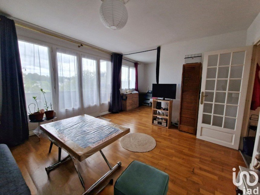 Appartement 4 pièces de 77 m² à Lannion (22300)