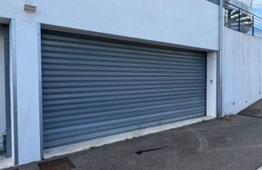 Parking/garage/box de 83 m² à Châteauneuf-les-Martigues (13220)