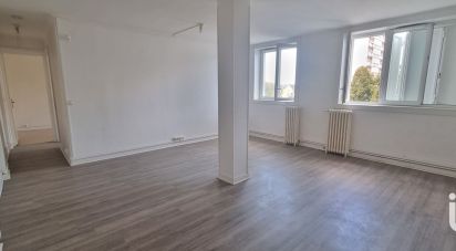 Apartment 4 rooms of 66 m² in Villiers-le-Bel (95400)
