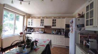 House 8 rooms of 300 m² in Everly (77157)
