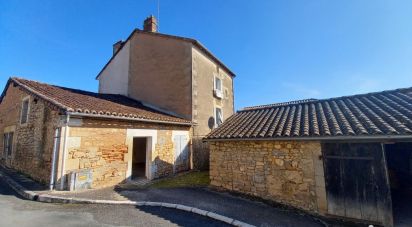 Village house 5 rooms of 90 m² in Gouex (86320)