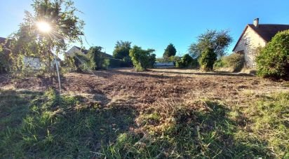 Land of 1,365 m² in Chamvres (89300)