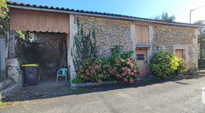 Barn conversion 3 rooms of 50 m² in Loubens (33190)