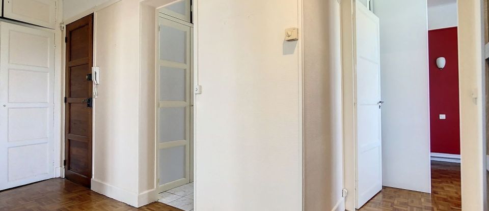 Apartment 3 rooms of 59 m² in Auxerre (89000)