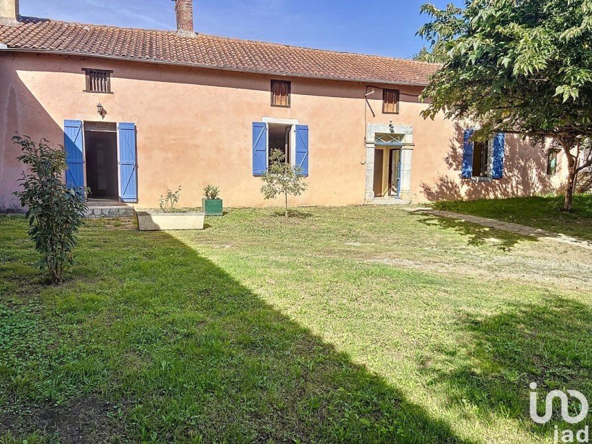 Country house 4 rooms of 103 m² in Marseillan (65350)