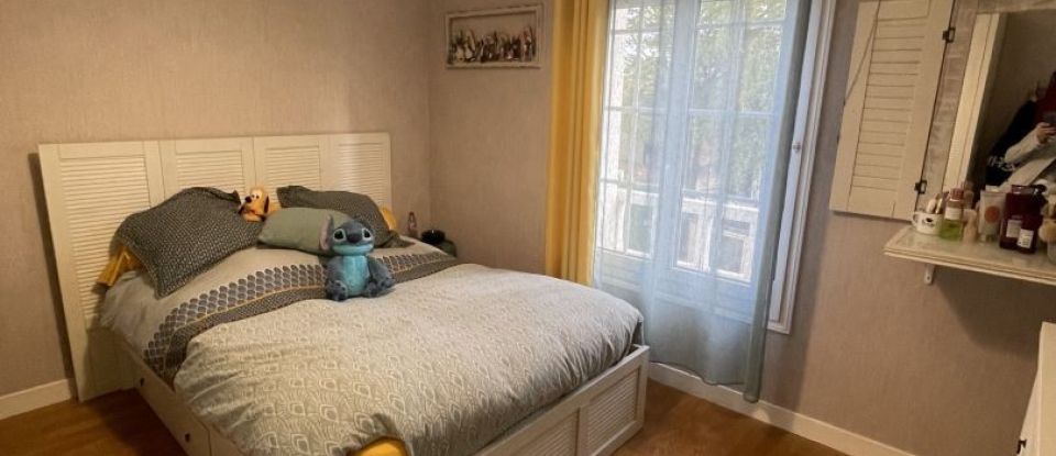 House 7 rooms of 145 m² in Clichy-sous-Bois (93390)
