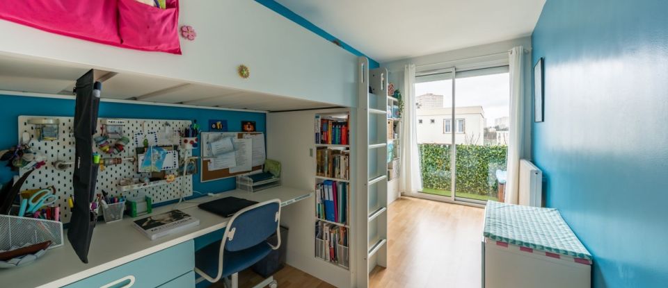 Appartement 4 pièces de 83 m² à Chevilly-Larue (94550)