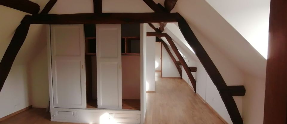 House 6 rooms of 152 m² in Compiègne (60200)