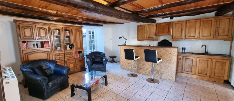 Maison 3 pièces de 77 m² à Mazeyrat-d'Allier (43300)