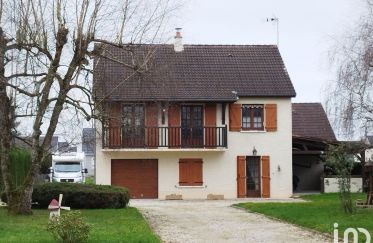 House 3 rooms of 93 m² in Romorantin-Lanthenay (41200)