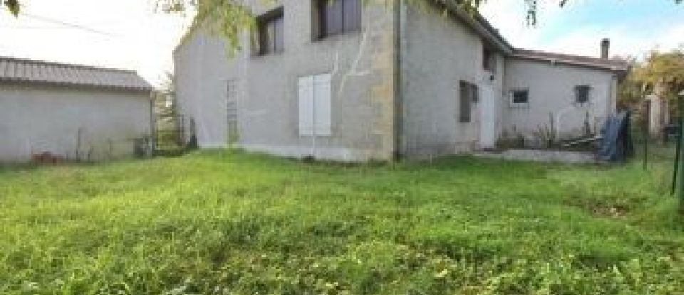 House 7 rooms of 206 m² in Le Taillan-Médoc (33320)
