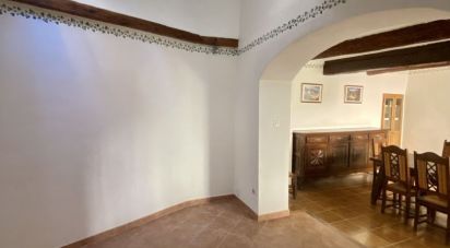 House 5 rooms of 160 m² in Bédarrides (84370)