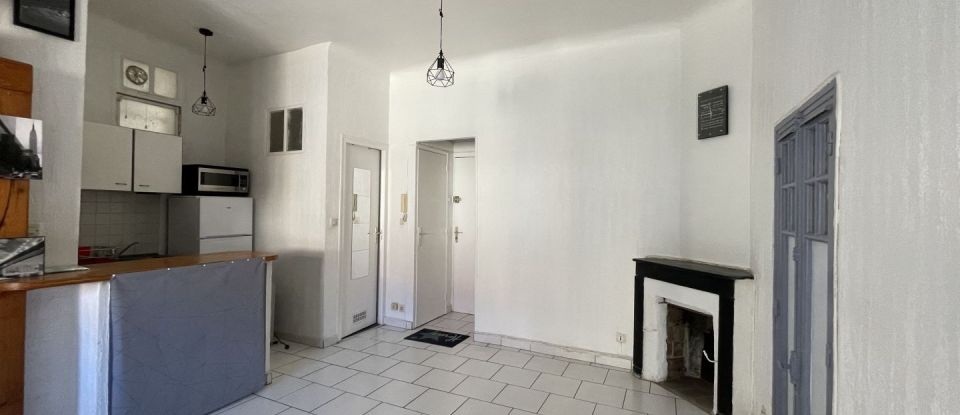 Apartment 1 room of 32 m² in Toulon (83000)