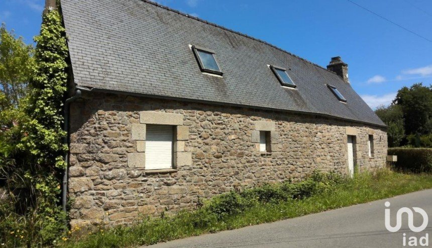 House 4 rooms of 85 m² in Ploumilliau (22300)