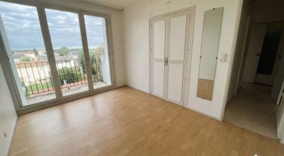 Appartement 3 pièces de 63 m² à Parthenay (79200)