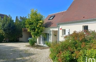 House 6 rooms of 136 m² in Domont (95330)