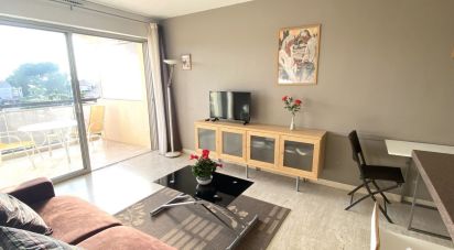 Apartment 1 room of 27 m² in Bandol (83150)