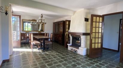 House 8 rooms of 148 m² in Bourges (18000)