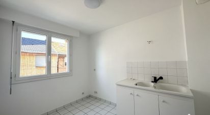Apartment 3 rooms of 39 m² in Nantes (44200)