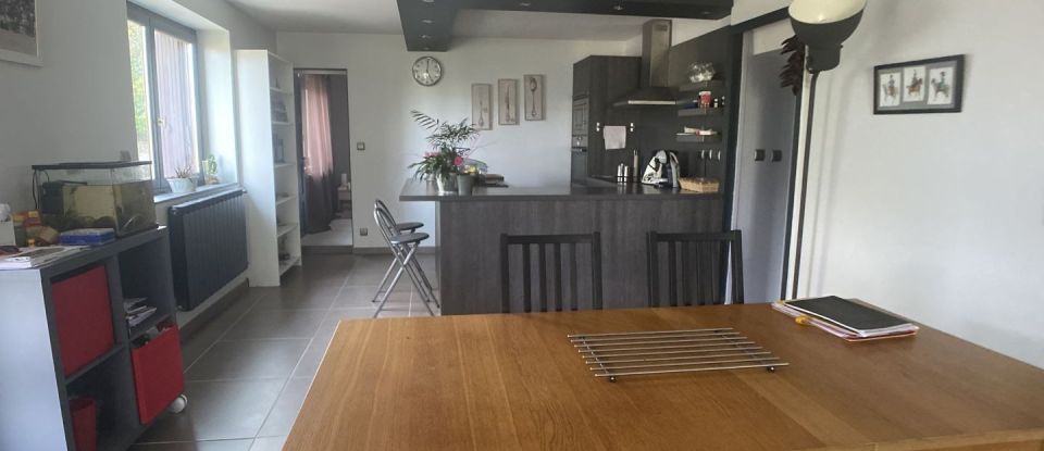 House 5 rooms of 131 m² in Técou (81600)