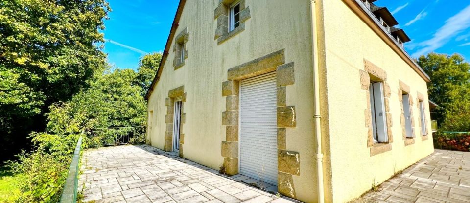 House 9 rooms of 197 m² in Le Quillio (22460)