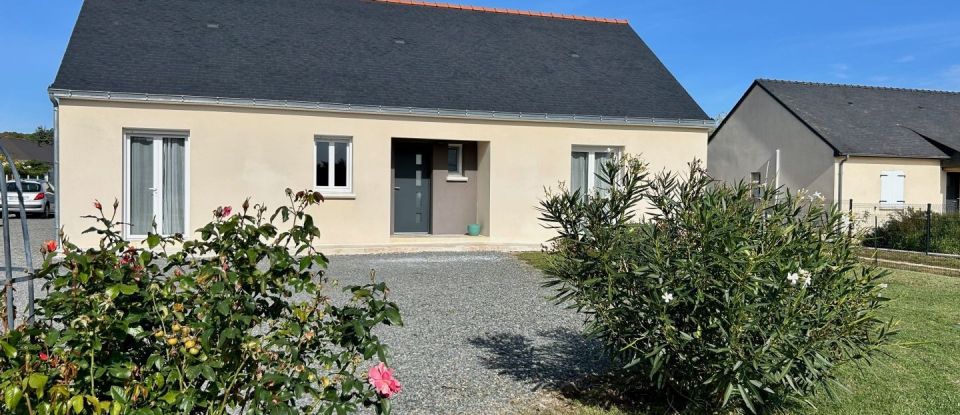 House 4 rooms of 106 m² in Allonnes (49650)