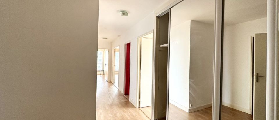 Apartment 3 rooms of 79 m² in Courbevoie (92400)