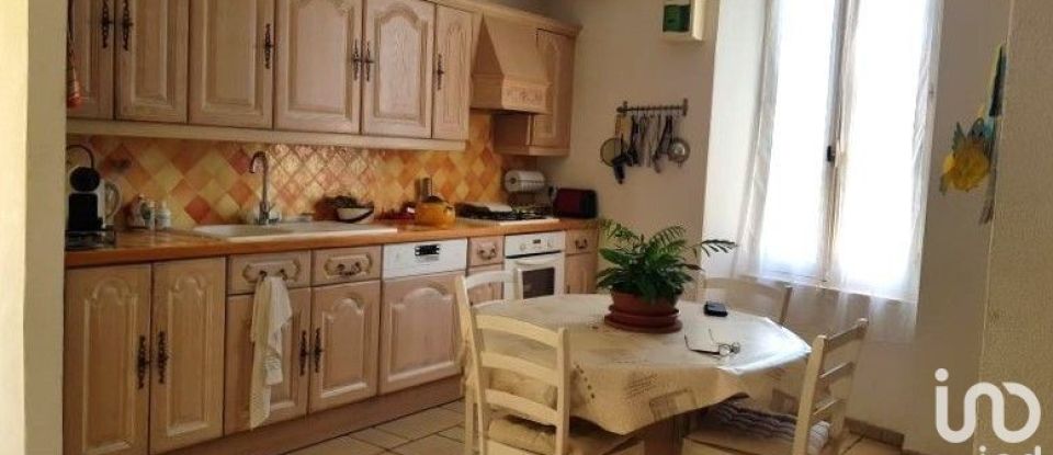 House 7 rooms of 201 m² in Rosoy (89100)