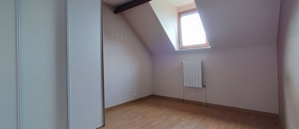 House 5 rooms of 113 m² in Ableiges (95450)
