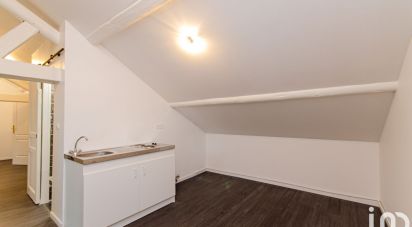 Appartement 3 pièces de 77 m² à Châlons-en-Champagne (51000)