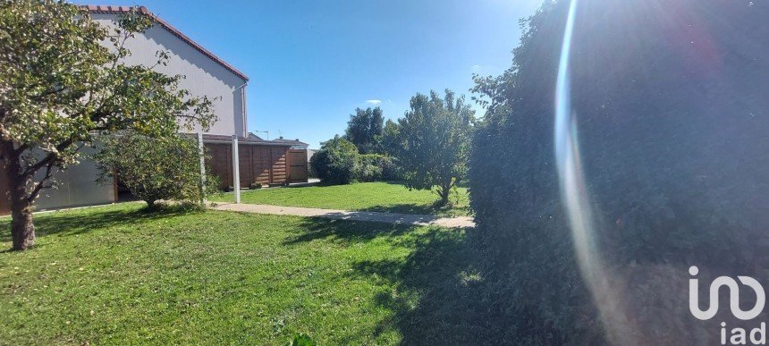 House 7 rooms of 140 m² in Tonnay-Charente (17430)