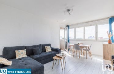 Appartement 3 pièces de 59 m² à Ris-Orangis (91130)