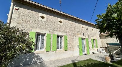 House 3 rooms of 117 m² in Chevanceaux (17210)