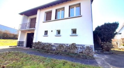 House 5 rooms of 137 m² in Pont-du-Château (63430)