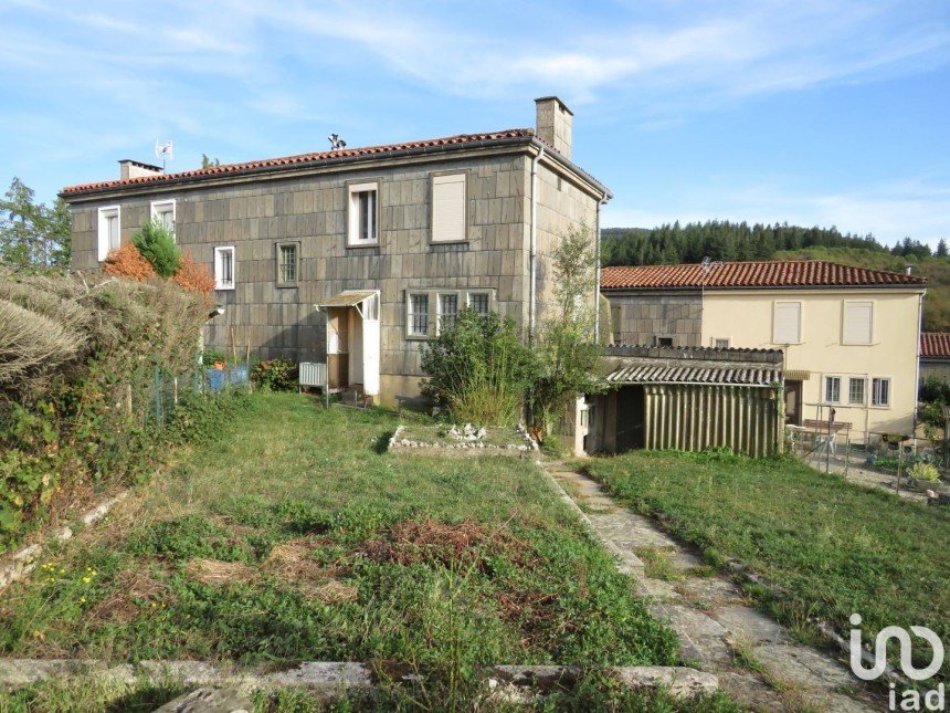 Maison 5 pièces de 80 m² à Labastide-Rouairoux (81270)