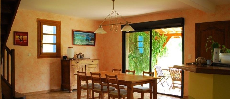 House 7 rooms of 165 m² in Lieurac (09300)