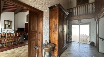 House 6 rooms of 238 m² in Sigean (11130)