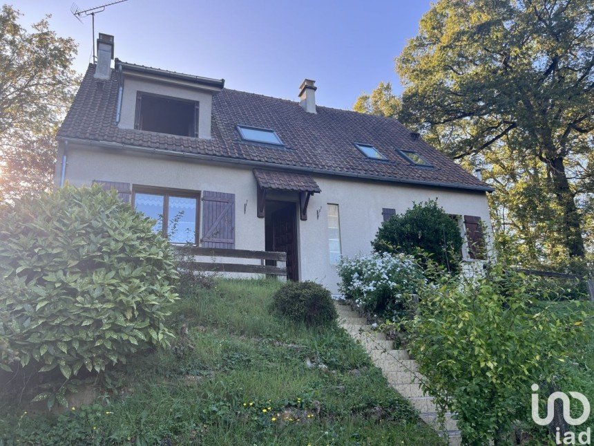 House 5 rooms of 127 m² in Courtenay (45320)