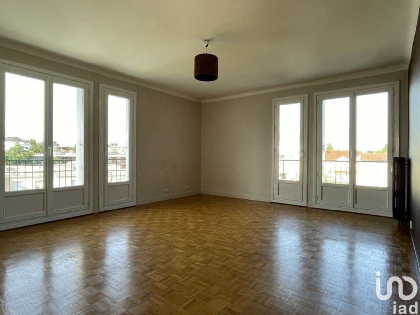 Apartment 2 rooms of 59 m² in Nantes (44300)