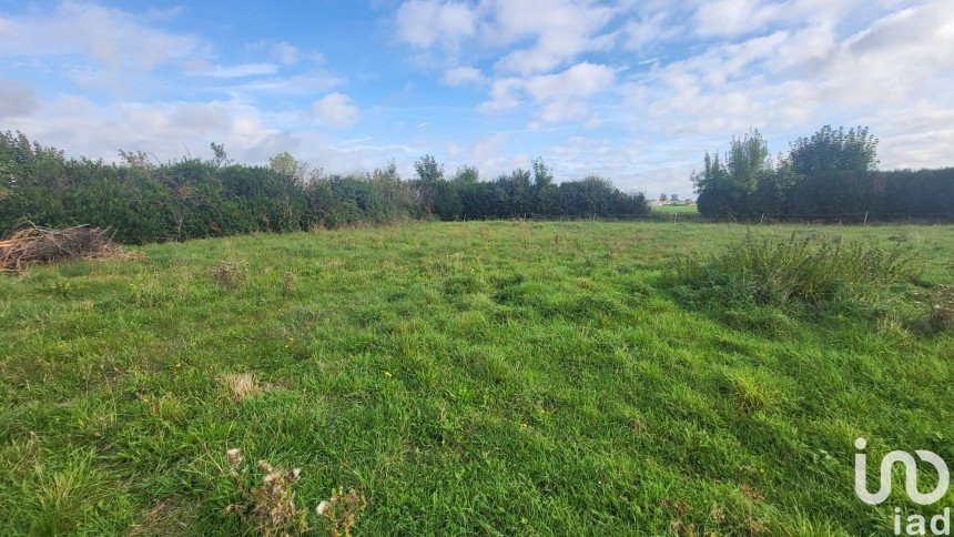 Land of 569 m² in Pannes (45700)