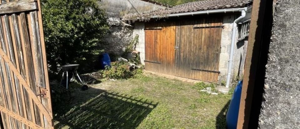 House 4 rooms of 106 m² in Villebois (01150)