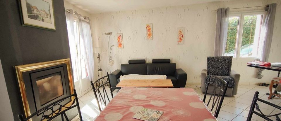 House 4 rooms of 88 m² in Dole (39100)