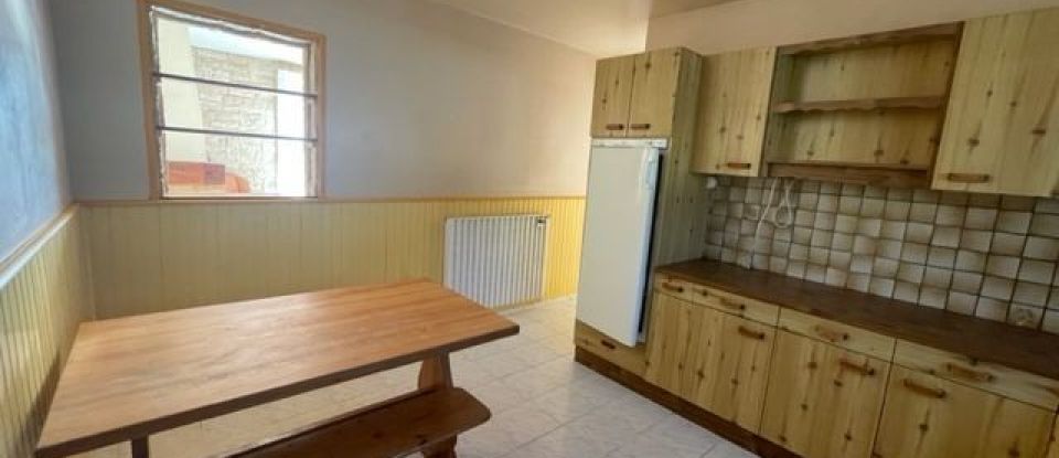 House 6 rooms of 116 m² in Saint-Avé (56890)