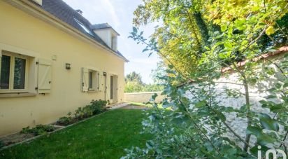 House 7 rooms of 135 m² in Fontenay-Saint-Père (78440)