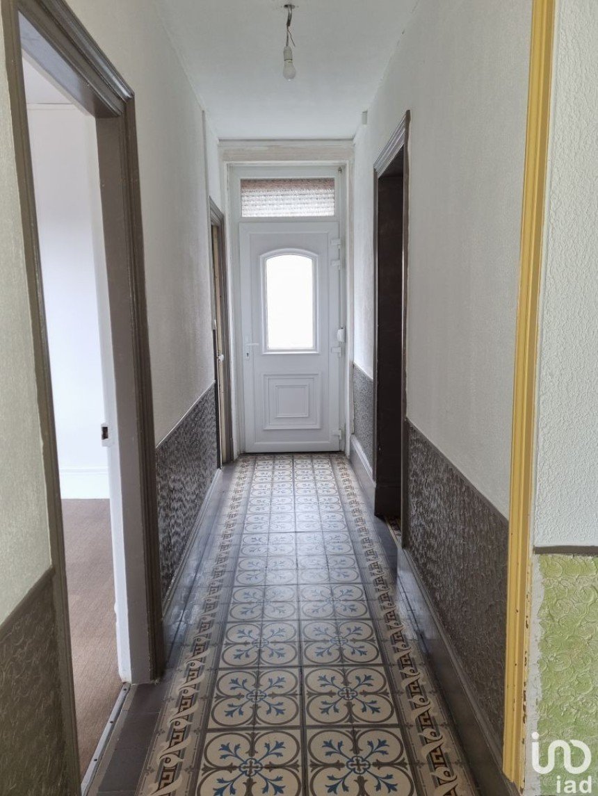 House 5 rooms of 128 m² in Saint-Menges (08200)