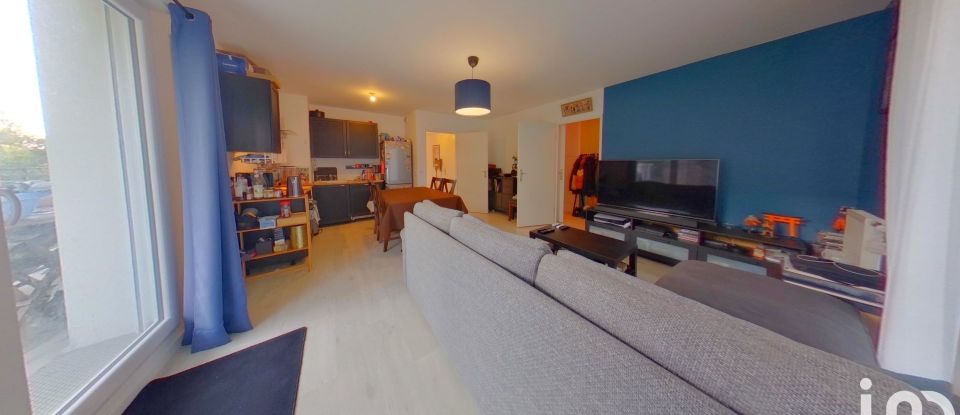 Apartment 3 rooms of 62 m² in Lieusaint (77127)