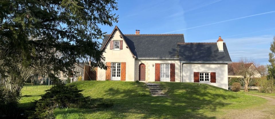 House 4 rooms of 132 m² in Amboise (37400)